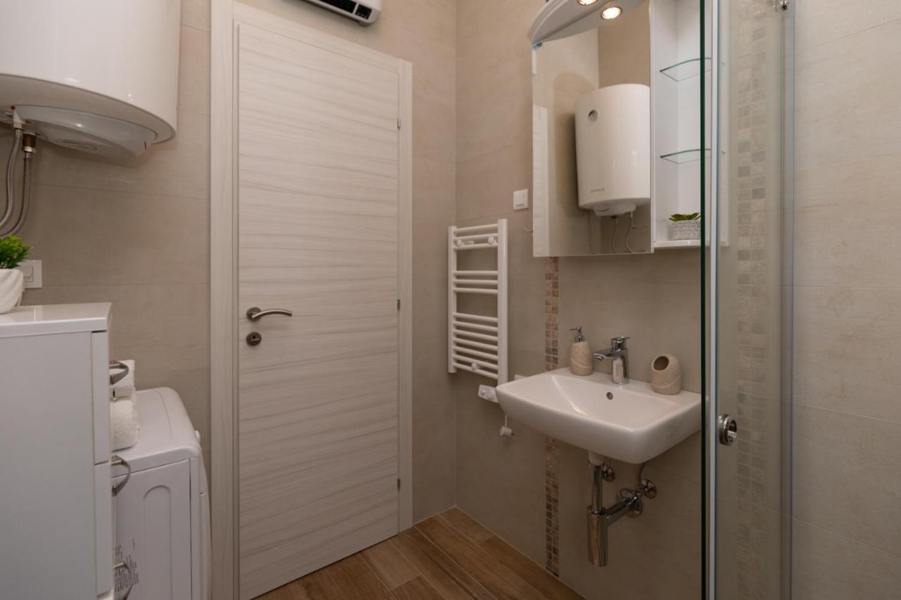 Bonintro Lux Apartment Κότορ Εξωτερικό φωτογραφία