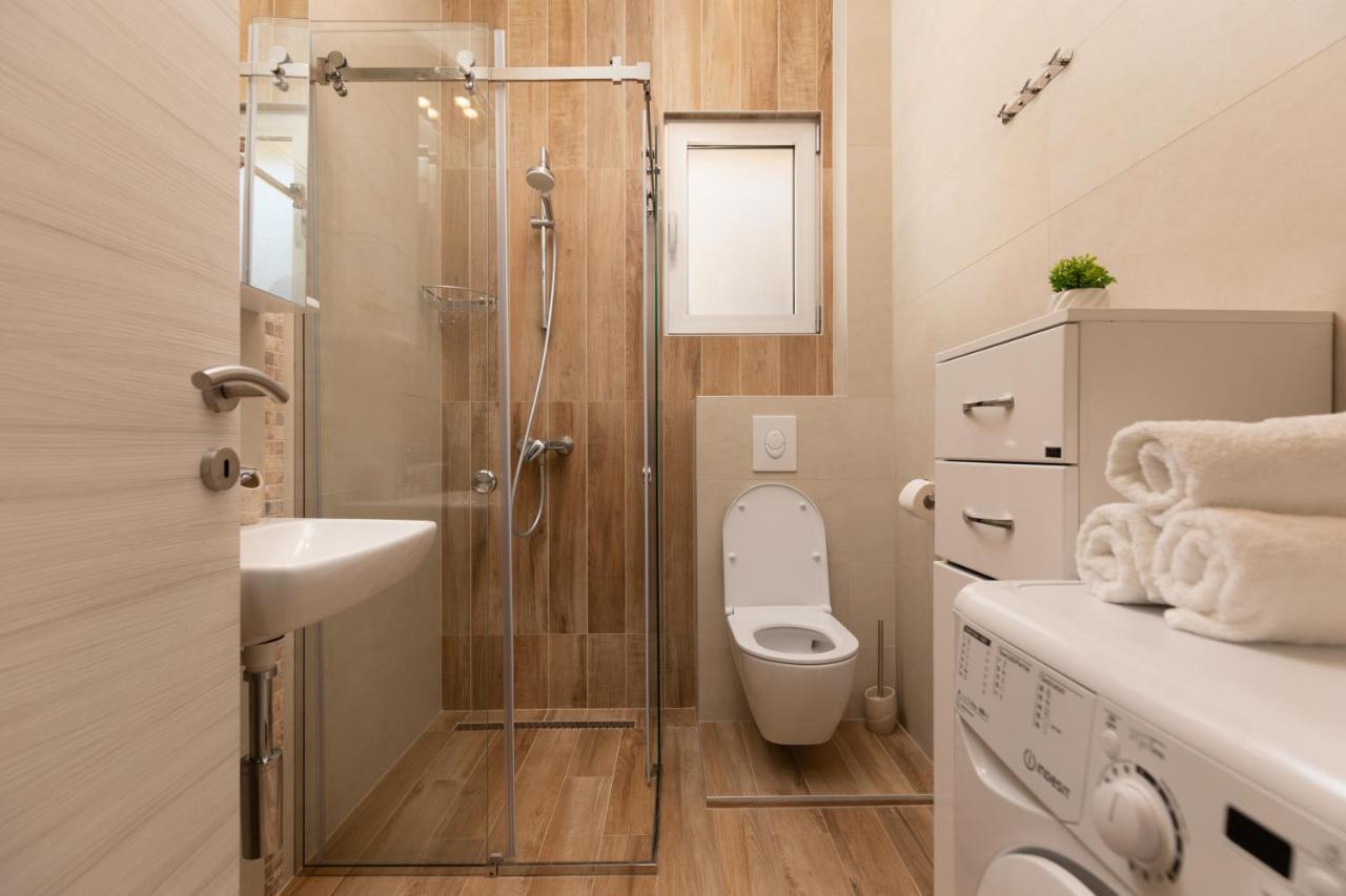 Bonintro Lux Apartment Κότορ Εξωτερικό φωτογραφία